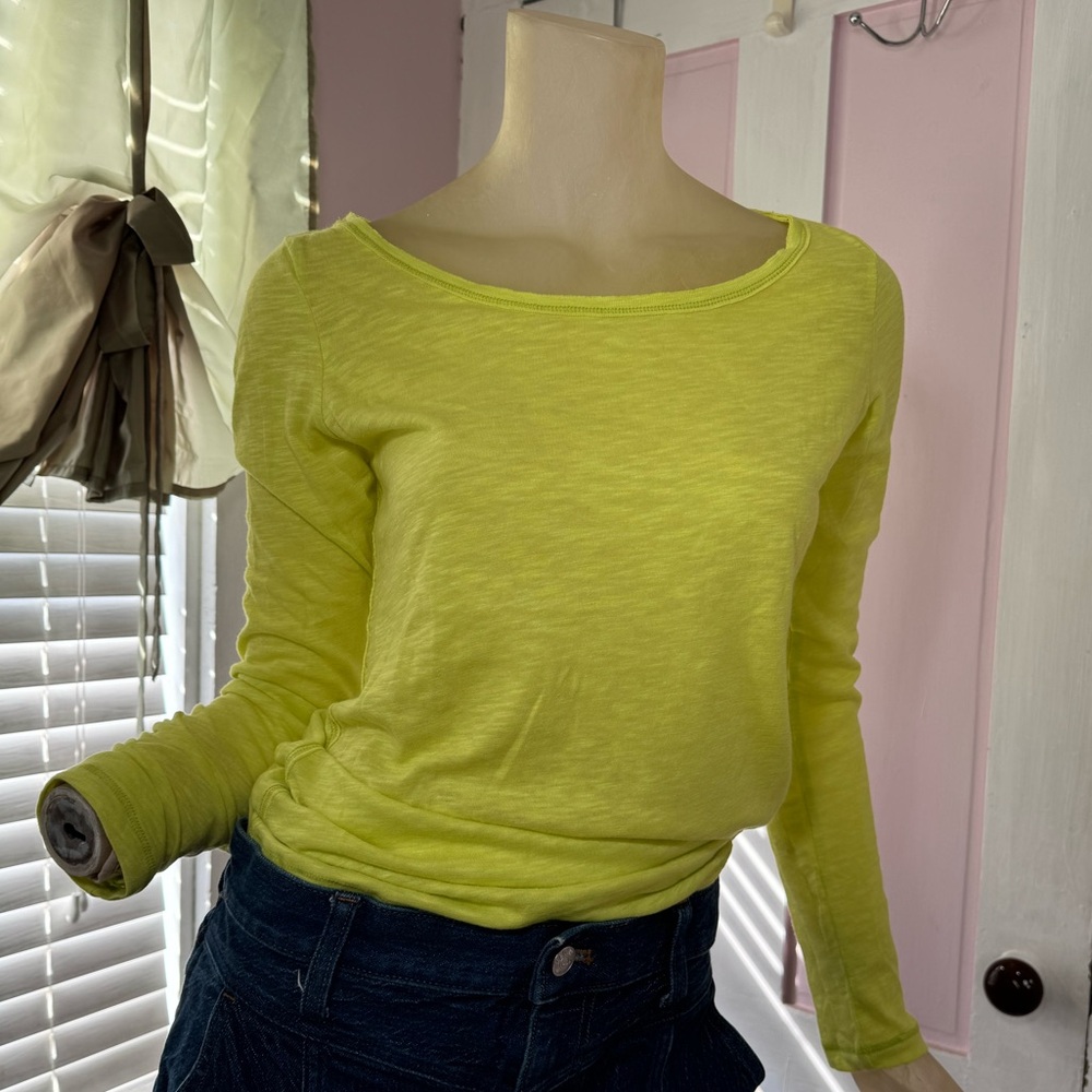 Aeropostale Lightweight Scoop-neck Top